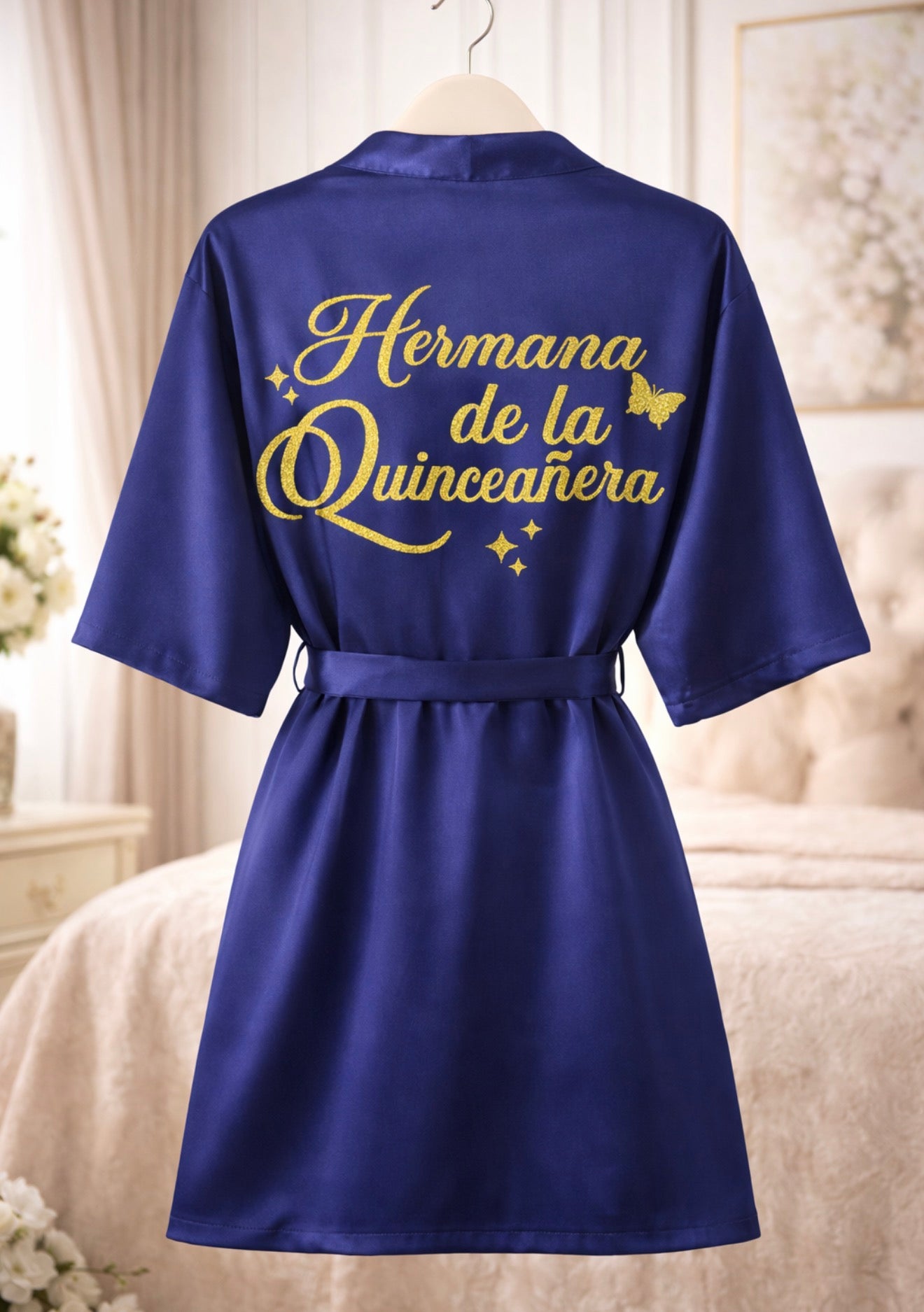 Familia de la Quinceañera Robe XV