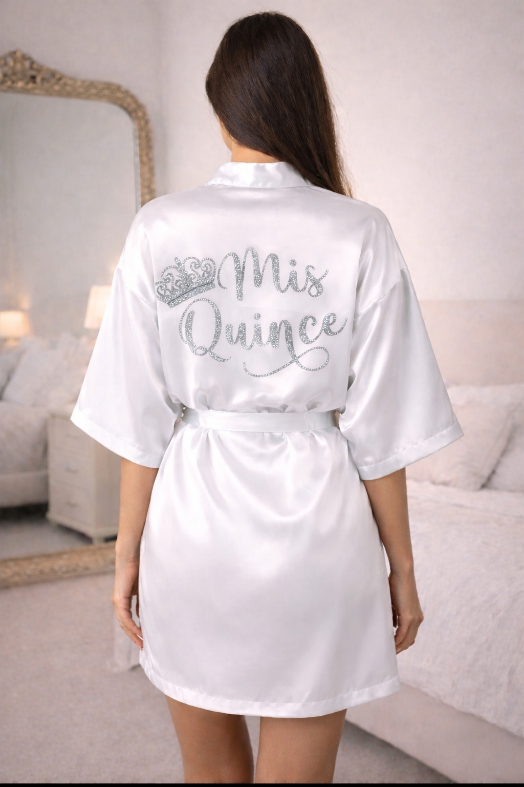 Personalized Robe + Slippers Set – Quinceañera (Send the name to be personalized on the front)