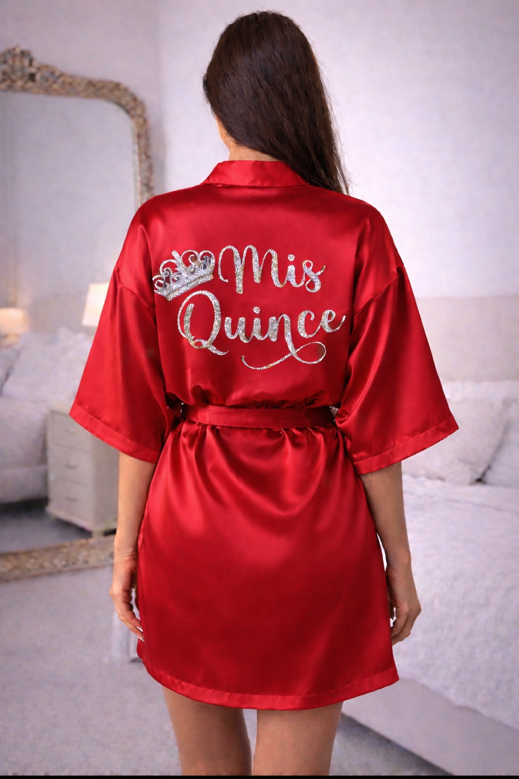Personalized Robe + Slippers Set – Quinceañera (Send the name to be personalized on the front)