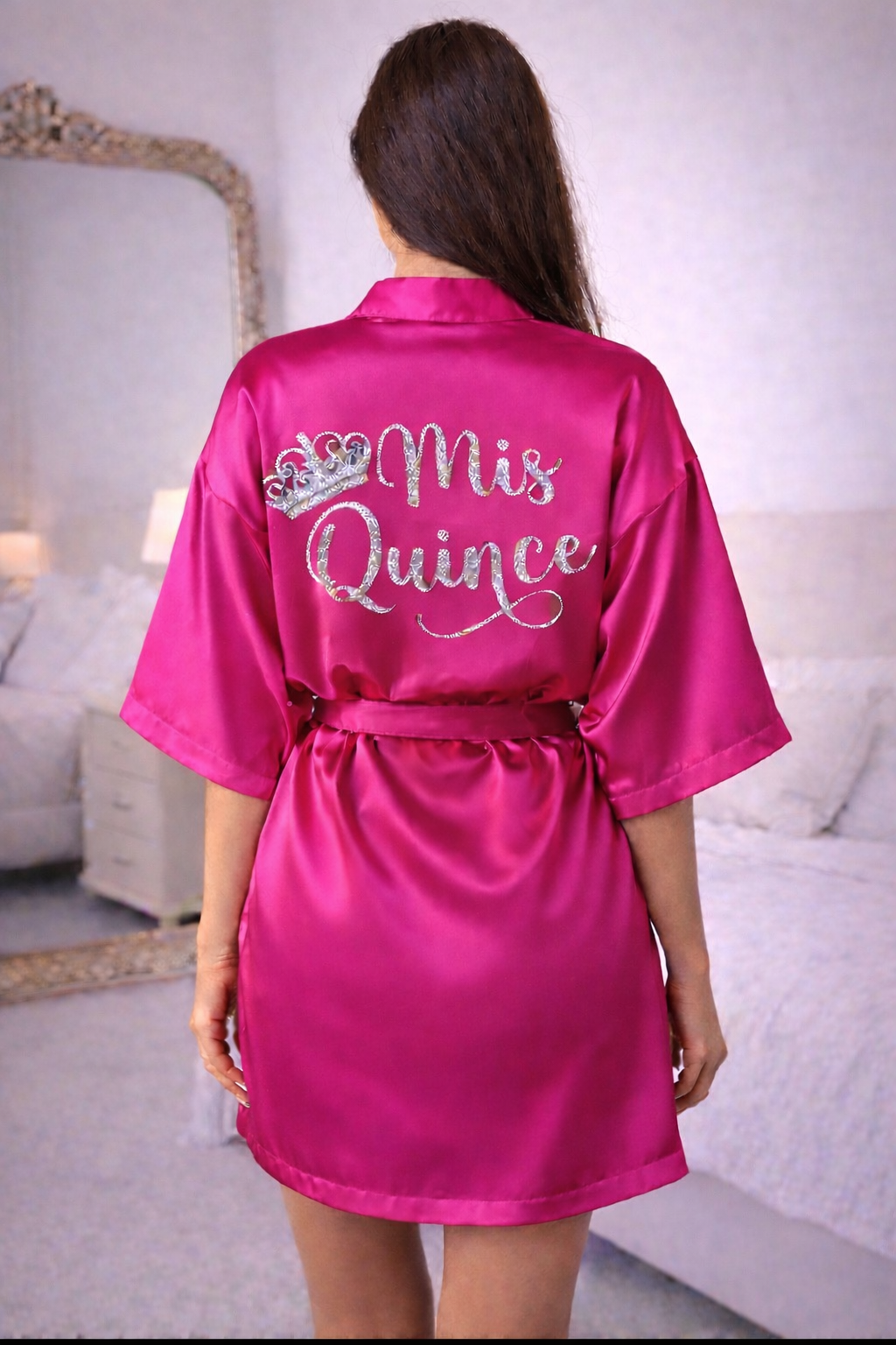 Personalized Robe + Slippers Set – Quinceañera (Send the name to be personalized on the front)