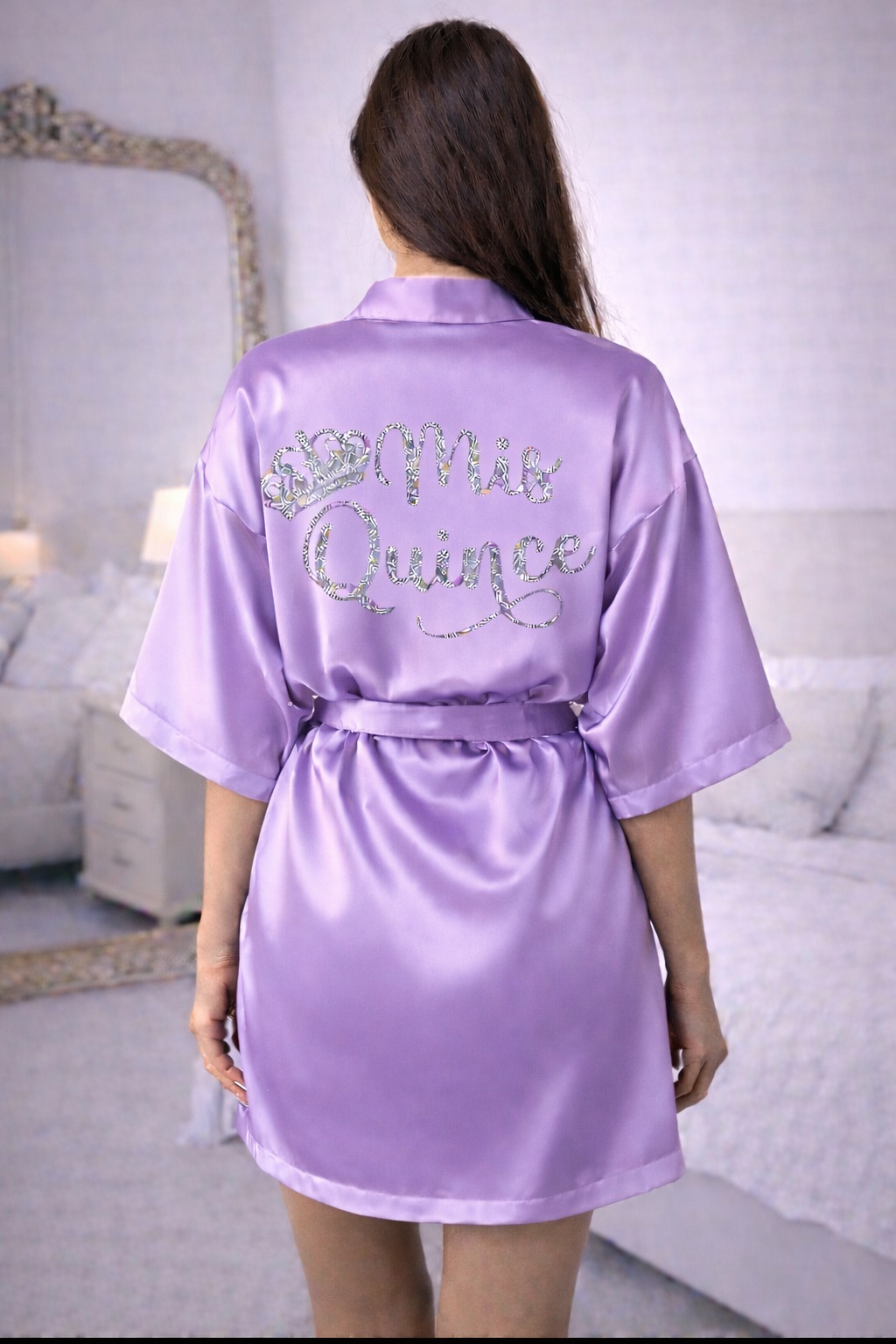 Personalized Robe + Slippers Set – Quinceañera (Send the name to be personalized on the front)
